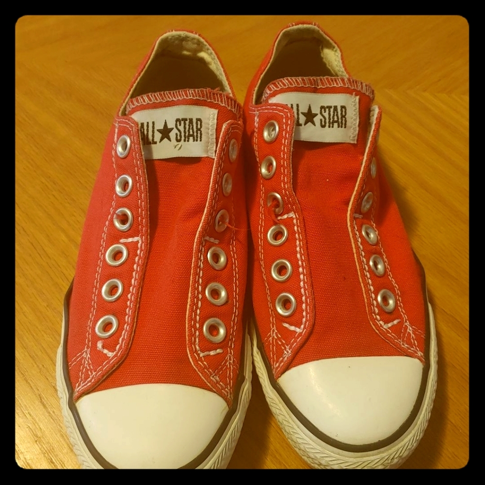 Red Laceless Converse